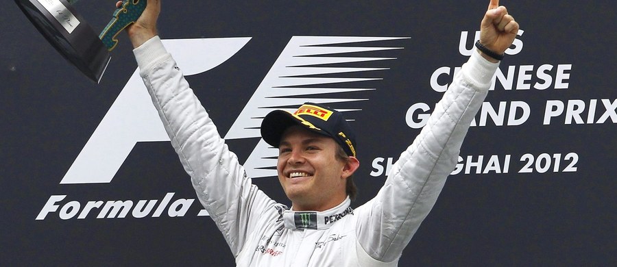 Mistrz świata Formuły 1 Niemiec Nico Rosberg, który wczoraj niespodziewanie zakończył karierę, pracował z japońskim mistrzem zen, aby podczas startów zachować równowagę duchową - ujawnił tygodnik "Der Spiegel". Kierowca ekipy Mercedes GP przyznał, że wyjeżdżał do japońskiego Kyoto w celu doskonalenia techniki medytacji.