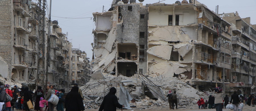 "Zatrzymajcie masakrę ludności cywilnej przez rosyjską armię w Aleppo!" - apeluje do wspólnoty międzynarodowej burmistrz wschodniej części tego syryjskiego miasta Brita Hagi Hassan. W rozmowie z RMF FM oskarża on władze w Moskwie o cyniczne kłamstwa i zbrodnie wojenne.