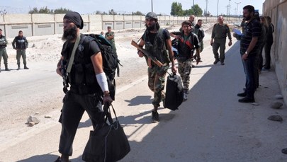 Rebelianci, którzy zostaną w Aleppo, będą "uważani za terrorystów"