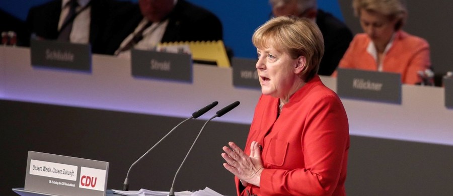 Kanclerz Niemiec Angela Merkel powiedziała na zjeździe swojej partii CDU w Essen, że jej politycznym celem jest niedopuszczenie do powtórzenia sytuacji z 2015 roku, gdy do Niemiec przyjechało 890 tys. imigrantów z Bliskiego Wschodu i Afryki. 