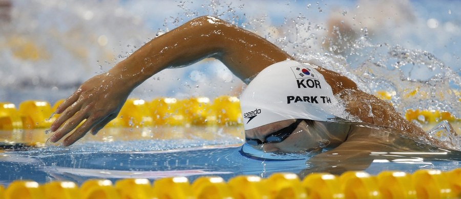 Medal był na wyciągnięcie ręki. Wojciech Wojdak, z czasem 3.37,90, zajął czwarte miejsce w finałowym wyścigu na 400 m stylem dowolnym pływackich mistrzostw świata na krótkim basenie, które rozgrywane są w kanadyjskim Windsor. Złoto wywalczył reprezentant Korei Południowej Park Tae-hwan (3.34,59). Drugie miejsce zajął Rosjanin Aleksandr Krasnych (3.35,30), a trzecie - broniący tytułu Węgier Peter Bernek (3.37,65).