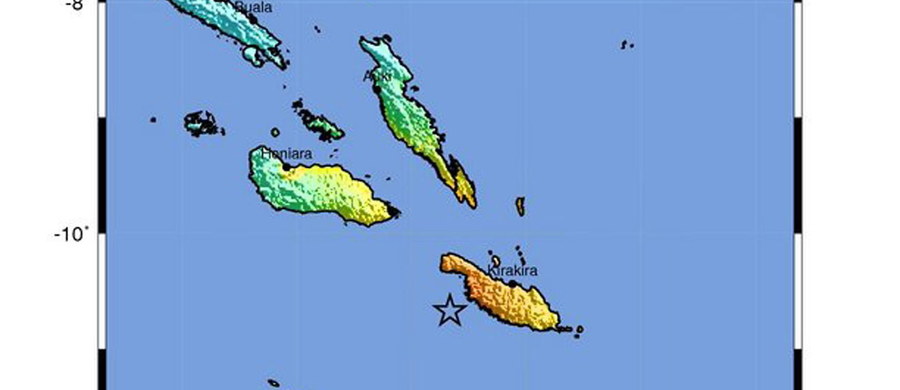 Trzęsienie ziemi o magnitudzie 7,7 nawiedziło Wyspy Salomona; wydano ostrzeżenie przed falami tsunami - poinformowała amerykańska Służba Geofizyczna (USGS), która wcześniej oceniła magnitudę wstrząsu na 8.