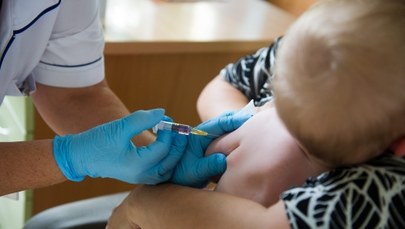 Kontrowersje wokół nowej szczepionki przeciwko pneumokokom. "Nie będzie odpowiednio chronić dzieci"