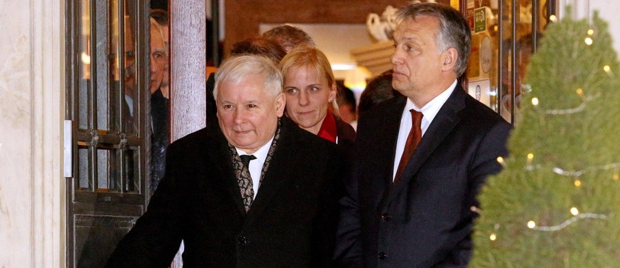 Po blisko trzech godzinach zakończyło się spotkanie premiera Węgier Viktora Orbana i prezesa PiS Jarosława Kaczyńskiego w Krakowie. Rozmowa dotyczyła m.in. przyszłości Europy, kryzysu migracyjnego i kwestii gospodarczych.