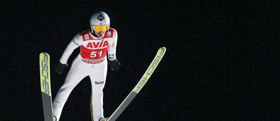 Polacy tuż poza podium w konkursie PŚ w skokach narciarskich w Lillehamer! Kamil Stoch zajął czwarte miejsce. Tuż za nim, na piątej lokacie, znalazł się Maciej Kot. Konkurs wygrał słoweński zawodnik Domen Prevc.