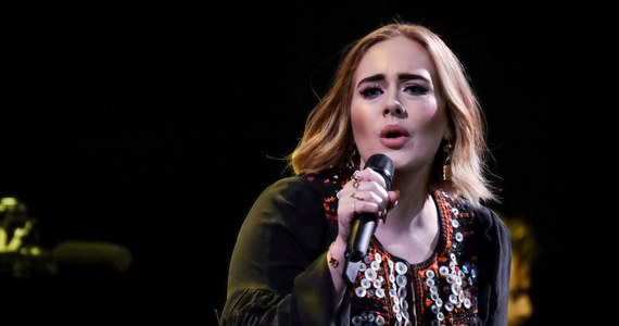 Adele wypowiedziała wojnę tym, którzy nielegalnie handlują biletami na jej koncerty! Na londyńskie występy gwiazdy zostaną wpuszczeni wyłącznie fani z wydrukowanym na wejściówce nazwiskiem. 