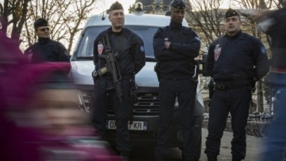 Zuchwały napad na furgonetkę ze złotem we Francji. Trwa obława na sprawców