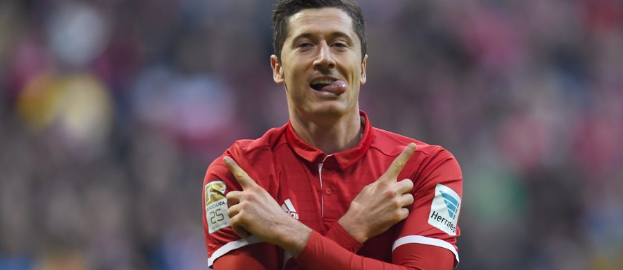 Kapitan reprezentacji Polski przedłużył kontrakt z Bayernem Monachium. Zdaniem dziennika "Bild", Polak będzie zarabiał 15 milionów euro roczne - najwięcej w całej Bundeslidze.
