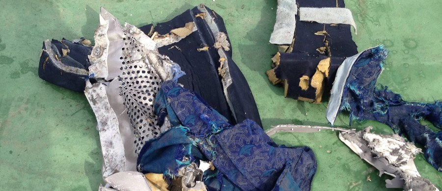 Ślady materiałów wybuchowych wykryto na szczątkach ofiar katastrofy samolotu linii EgyptAir z Paryża do Kairu, w której w maju zginęło 66 osób - poinformowało egipskie ministerstwo lotnictwa cywilnego. Wcześniej ustalono, że na pokładzie wybuchł pożar.