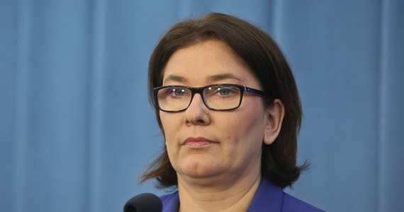 ​Platforma Obywatelska i cała opozycja poniosła sromotną klęskę - powiedziała rzeczniczka PiS Beata Mazurek opuszczając gmach Sejmu po zakończeniu posiedzenia.