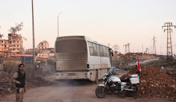 Ewakuacja wschodniego Aleppo wstrzymana. Chaos informacyjny