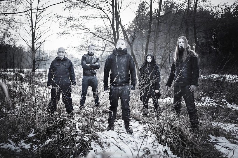 Wydany właśnie album "No Gods No Masters" to efekt współpracy metalowej grupy The John Doe's Burial z cenionym realizatorem Arkadiuszem "Malta" Malczewskim, który produkował m.in. płyty grup Behemoth czy Decapitated.