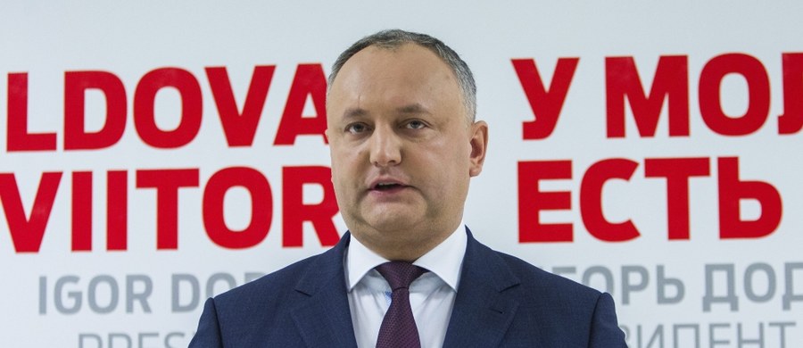 Nowy prorosyjski prezydent Mołdawii Igor Dodon zdymisjonował ministra obrony Anatola Salaru. Według Dodona, szef resortu "flirtował z NATO". 