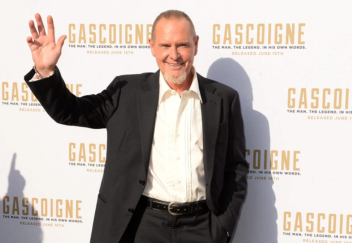 Paul Gascoigne, legenda angielskiego futbolu, trafił do szpitala z urazami głowy po hotelowej bójce w Londynie - poinformował media świadek zdarzenia. Według jego relacji, Gascoigne został zepchnięty ze schodów. Były reprezentant Anglii, który piłkarską karierę zakończył w 2005 roku, od dawna znany jest ze skłonności do nadużywania alkoholu.