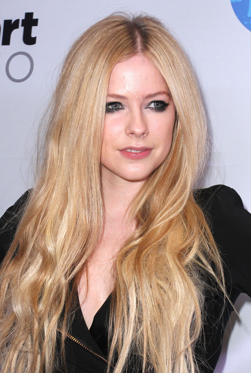 ​Avril Lavigne, która uporała się z poważną chorobą, zapowiada wydanie nowego albumu w 2017 roku
