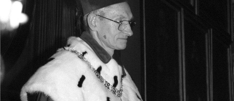 W wieku 81 lat zmarł prof. Aleksander Koj, wybitny profesor nauk przyrodniczych, biolog i biochemik, trzykrotny rektor Uniwersytetu Jagiellońskiego w Krakowie. Uczony odszedł w czwartek 29 grudnia – poinformował UJ.