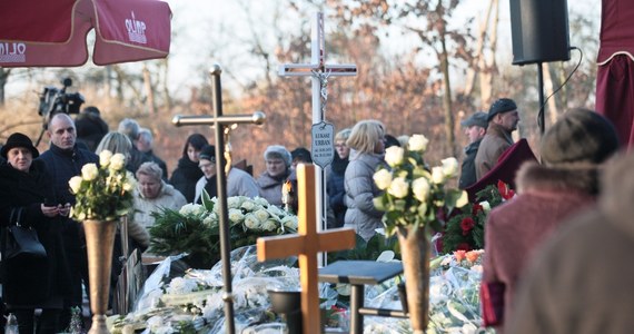 Niemiecki dziennik "Frankfurter Allgemeine Zeitung" odnosząc się do śmierci polskiego kierowcy Łukasza Urbana, który zginął na początku zeszłego tygodnia w zamachu w Berlinie, pisze, że ofiary zamachu tworzą swoistą "międzynarodówkę".