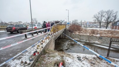 Jelenia Góra: Są zarzuty dla Ukraińca, który w sylwestra śmiertelnie potrącił dwie nastolatki