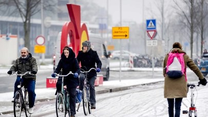 Siarczyste mrozy w Europie. Zamknięte lotniska, nieprzejezdne drogi