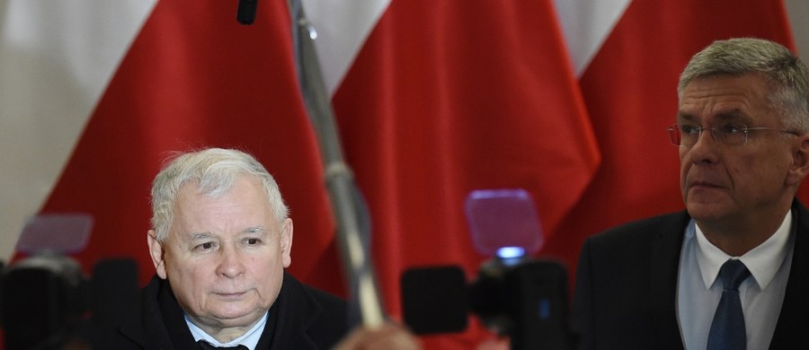 Prezes Prawa i Sprawiedliwości Jarosław Kaczyński przyznał, że liczy na obecność przedstawiciela Platformy Obywatelskiej na spotkaniu liderów ugrupowań sejmowych o godz.14. Bardzo bym sobie tego życzył, bo wtedy można by ostatecznie się porozumieć - stwierdził.