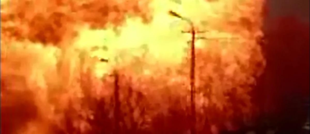 Pożar na stacji benzynowej w Topólce koło Radziejowa w województwie kujawsko-pomorskim. Film ze zdarzenia dostaliśmy na Gorącą Linię RMF FM.