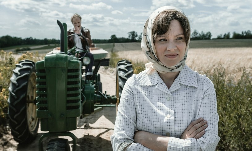 Twórcy "Bogów" nie odpuszczają, serwując w iście błyskotliwym i przebojowym stylu kolejną ekranową biografię - tym razem autorki "Sztuki kochania", Michaliny Wisłockiej. Być może sukces filmu Marii Sadowskiej nie byłby pełny, gdyby nie fantastyczna kreacja Magdaleny Boczarskiej.