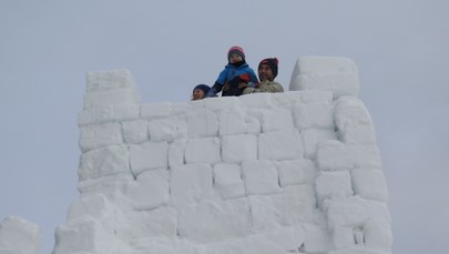 Śnieżne miasteczko powstaje pod Tatrami
