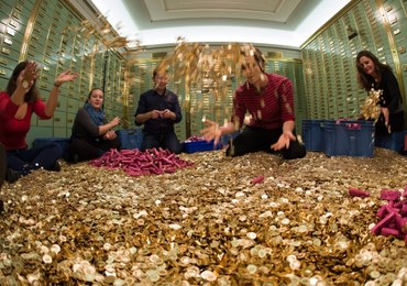 8 najbogatszych ludzi świata ma tyle pieniędzy, co... 3,6 mld ludzi
