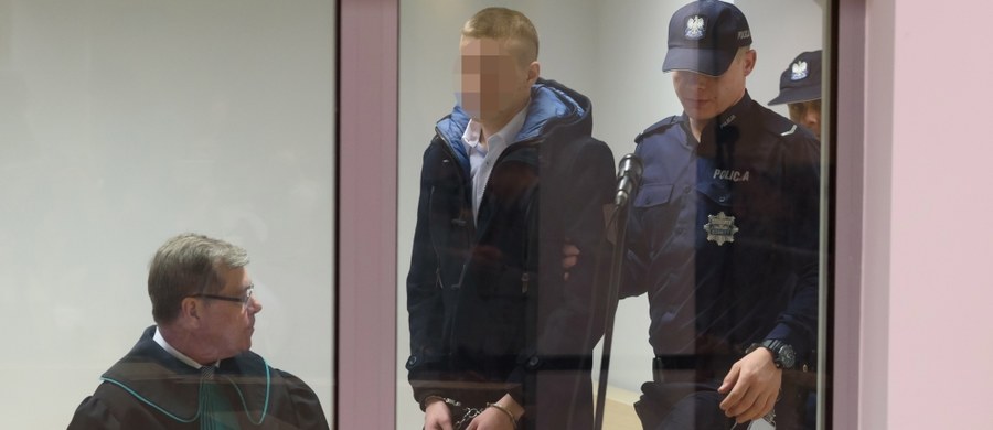W sądzie okręgowym w Poznaniu trwa druga rozprawa w procesie o zabójstwo Ewy Tylman. Sąd zdecydował, że do końca dzisiejszej rozprawy media nie mogą informować o tym, co zeznają świadkowie. Nie ma też zgody na transmisję ani retransmisję wcześniej niż przed końcem dzisiejszego posiedzenia.