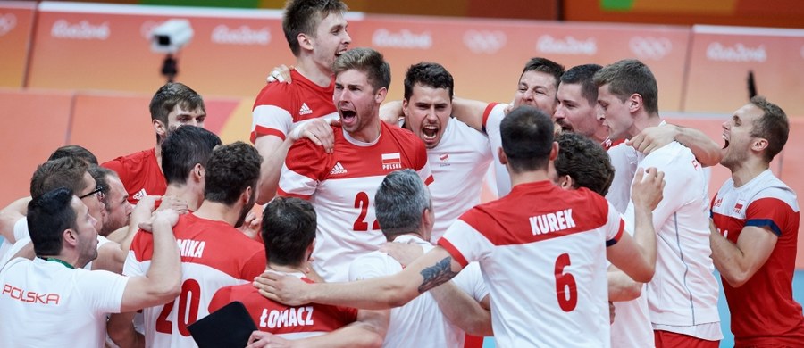 W poniedziałek 23 stycznia o 12.00 rozpocznie się sprzedaż biletów na fazę grupową Mistrzostw Europy w piłce siatkowej mężczyzn - EUROVOLLEY POLAND 2017. Do sprzedaży trafią bilety na mecze pierwszej fazy turnieju w Gdańsku, Szczecinie, Katowicach i Krakowie. 