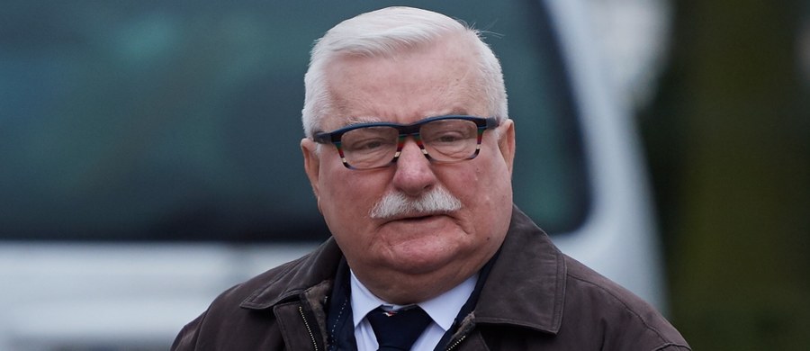 Lech Wałęsa nie wykluczył, że wezwie dawnych działaczy Solidarności, by poparli zmianę działań obecnego związku i naprawę Polski. Ocenił też, że potrzebna jest zmiana rządu, którą powinno poprzedzić referendum z pytaniem, do jakich reform w kraju upoważnia wygrana w wyborach parlamentarnych.