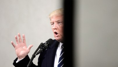 Szef personelu Białego Domu oskarża media o chęć delegitymizacji rządów Trumpa