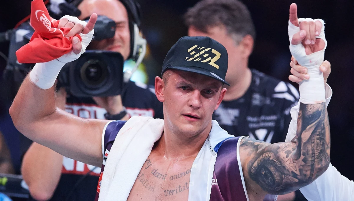 Fatalne wieści zza Oceanu: Andrzej Wawrzyk został przyłapany na stosowaniu dopingu. W próbkach moczu pobranych od polskiego pięściarza wykryto nielegalny stanozolol. Tym samym Wawrzyk stracił szansę na pas mistrza świata federacji WBC: pod koniec lutego miał walczyć z Deontayem Wilderem. Amerykanin szuka już nowego rywala, a Wawrzykowi grozi nawet wieloletnia dyskwalifikacja.