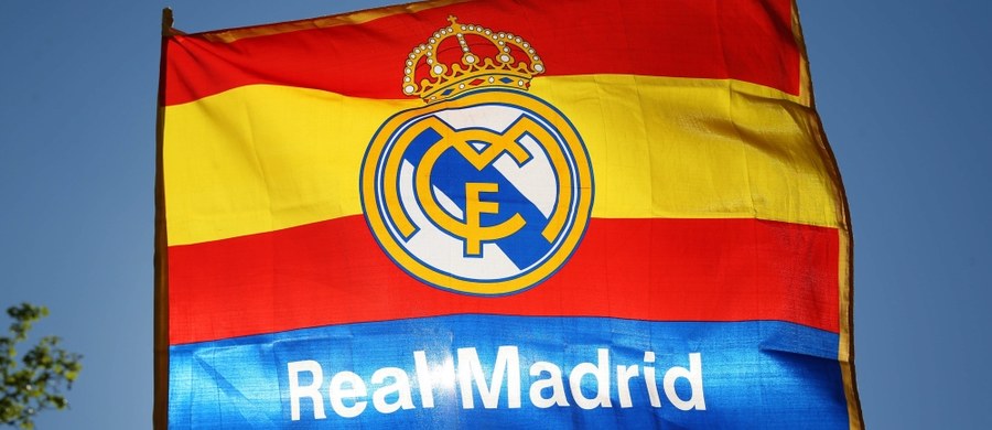 Zgodnie z umową handlową w części państw Bliskiego Wschodu klubowe pamiątki hiszpańskiego klubu piłkarskiego Real Madryt będą dystrybuowane bez widocznego krzyża wieńczącego koronę w herbie drużyny.