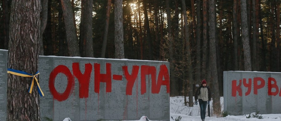 ​Polskie ministerstwo kultury domaga się konsultacji z ukraińskimi władzami odpowiedzialnymi za cmentarze wojskowe - dowiedział się reporter RMF FM. To żądanie to reakcja na ostatnie profanacje nekropolii w Bykowni i Hucie Pieniackiej.