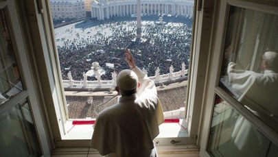 Papież Franciszek: Umiarkowanie to zdolność do rozkoszowania się tym, co niezbędne, dzielenia się