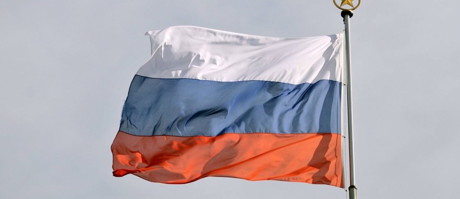W sumie 31 rosyjskich lekkoatletów zgłosiło się do światowej federacji (IAAF) o możliwość startu w zawodach pod neutralną flagą. Wśród nich są m.in. mistrz olimpijski z Londynu w skoku wzwyż Iwan Uchow i mistrz świata w biegu na 110 m ppł Siergiej Szubienkow.