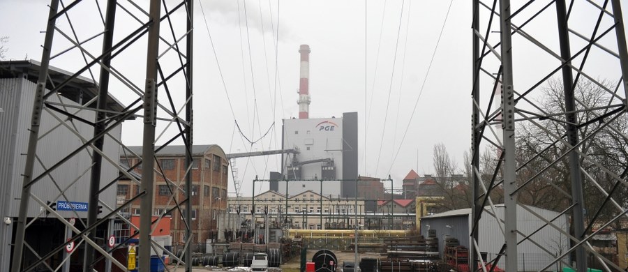 12 osób zatrzymanych ws. korupcji przy dostawach biomasy do Elektrowni Szczecin usłyszało zarzuty. Chodzi m.in. o udzielanie i przyjmowanie korzyści majątkowych i działalność w zorganizowanej grupie przestępczej.