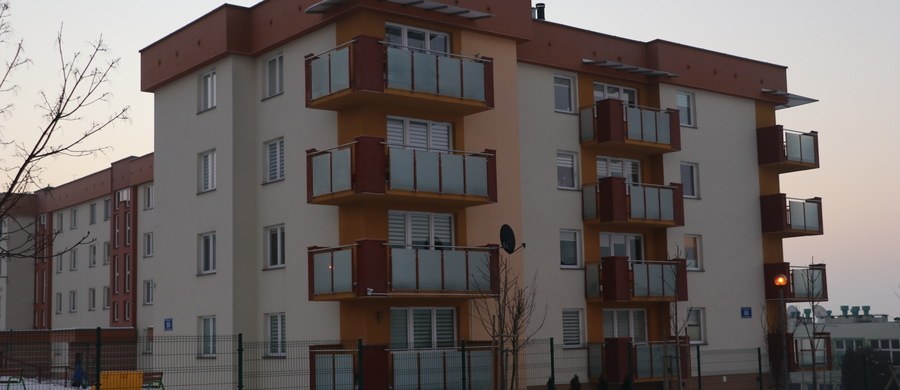 Zarzut zabójstwa dwójki własnych dzieci – pięcioletniego chłopca i 15-letniej córki – postawiła kielecka prokuratura 41-letniej matce, Darii D.-S. Kobieta próbowała później popełnić samobójstwo. Prokuratura chce jej aresztowania. Grozi jej dożywocie.