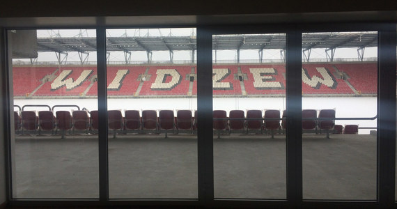 Miejski stadion dla łódzkiego Widzewa jest gotowy. Nowy obiekt, który pomieści 18 tys. kibiców, zastąpi stary przy Al. Piłsudskiego. W piątek oficjalnie zakończyła się budowa stadionu, który kosztował 150 mln złotych. 
