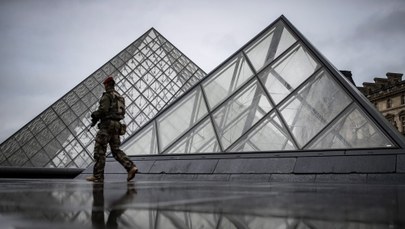 Muzeum Luwr już otwarte dla turystów po piątkowym ataku