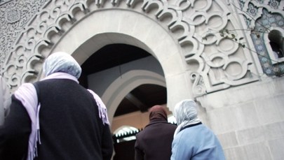 Francuscy policjanci przebierają się za muzułmanów, by tropić handlarzy narkotyków