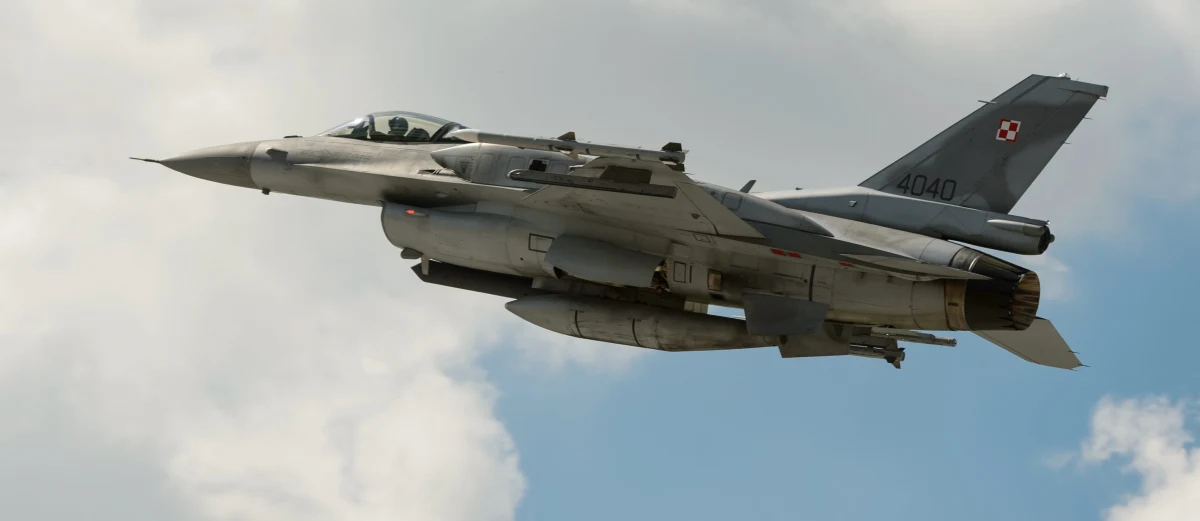 Doświadczeni żołnierze odchodzą z Inspektoratu Uzbrojenia Ministerstwa Obrony Narodowej. W styczniu z inspektoratem, który odpowiada za warte dziesiątki miliardów złotych zakupy dla polskiej armii, rozstało się dwunastu oficerów w stopniu podpułkownika lub wyższym - ustalił reporter RMF FM Grzegorz Kwolek. 