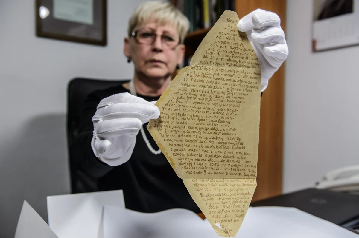 Kolekcja 27 pisanych moczem tajnych listów lubelskich więźniarek niemieckiego obozu koncentracyjnego w Ravensbrueck trafiła do Muzeum Martyrologii „Pod Zegarem” w Lublinie. Zostaną poddane pracom konserwatorskim. Listy przekazała rodzina polskiej więźniarki niemieckiego obozu koncentracyjnego Ravensbrueck Krystyny Czyż–Wilgat. W kolekcji znajduje się 27 listów z lat 1943-44, wysłanych z tego obozu do Lublina.