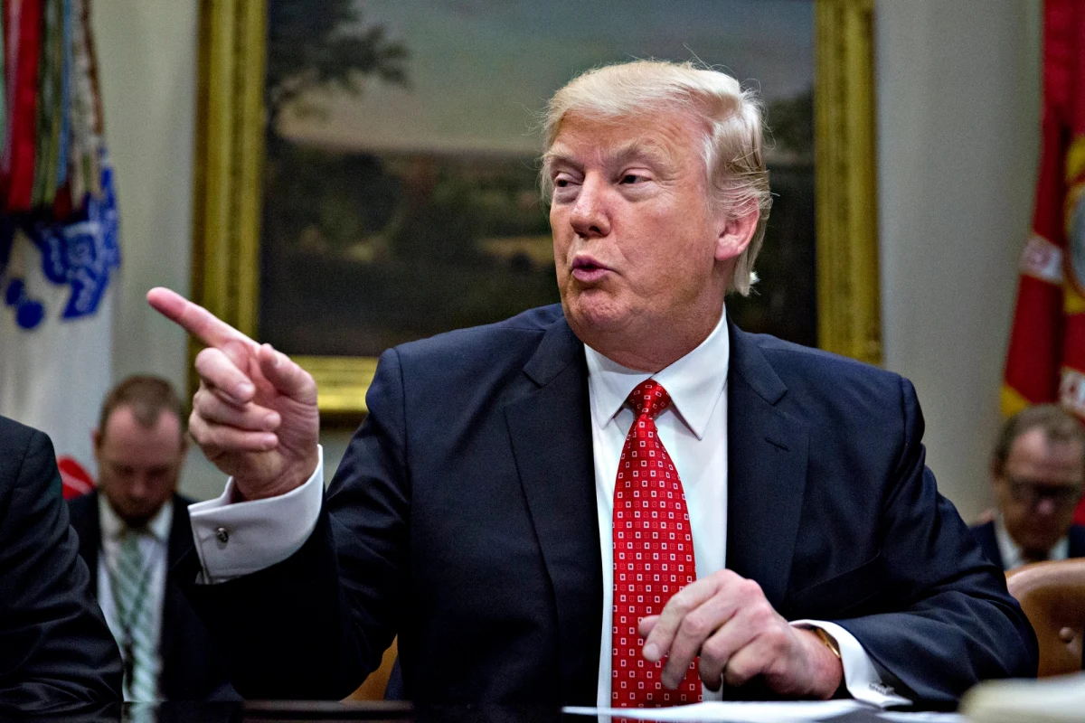 Federalny Sąd Apelacyjny w San Francisco oświadczył, że "nie oczekuje" wydania we wtorek orzeczenia w sprawie złożonego tam przez ministerstwo sprawiedliwości wniosku o przywrócenie dekretu prezydenta Donalda Trumpa o ograniczeniu imigracji. ​Ministerstwo przekazało sądowi ten wniosek w poniedziałek. Jak głosi komunikat sądu, jego decyzja zostanie podjęta "prawdopodobnie" w tym tygodniu.