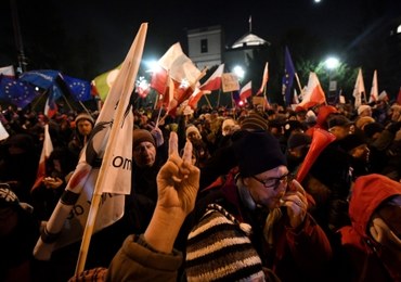 Są kolejne zarzuty po protestach na Wiejskiej. Żaden za próbę puczu