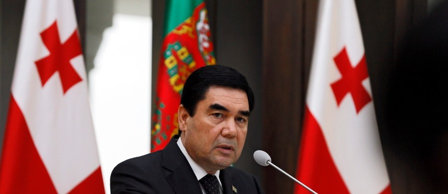 Dotychczasowy prezydent Turkmenistanu Kurbankuły Berdymuchammedow zgodnie z przewidywaniami zwyciężył w niedzielnych wyborach prezydenckich. Będzie sprawował urząd trzecią kadencję. Otrzymał prawie 98 proc. głosów - podała centralna komisja wyborcza.