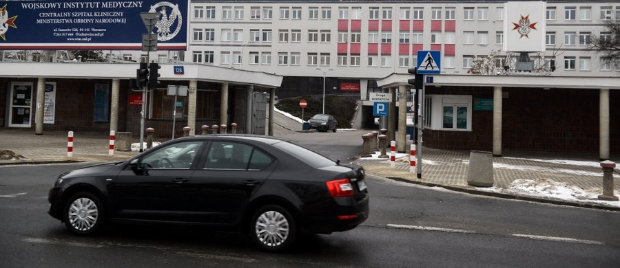 W związku z piątkowym wypadkiem limuzyny premier Beaty Szydło w charakterze świadków przesłuchano 22 osoby. Śledztwo w tej sprawie prowadzi Prokuratura Okręgowa w Krakowie. Z kolei szefowa kancelarii premiera Beata Kempa poinformowała w RMF FM, że Beata Szydło "czuje się dobrze i niebawem może wrócić do swoich obowiązków". 