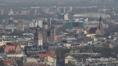 Kraków: Dron miał poszukiwać źródeł zanieczyszczeń powietrza. Rozbił się