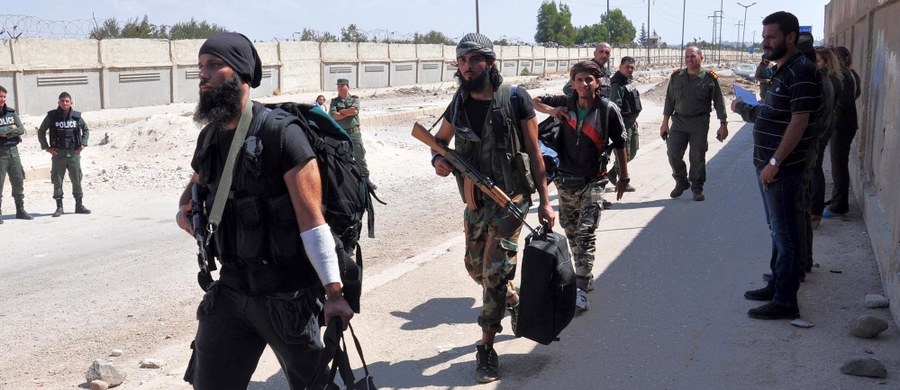 Syryjscy rebelianci podali w wątpliwość, czy wezmą udział w zaplanowanych na 15-16 lutego rozmowach pokojowych w stolicy Kazachstanu, Astanie. Ich zdaniem Rosja nie skłoniła rządu w Damaszku do pełnego przestrzegania obowiązującego rozejmu.